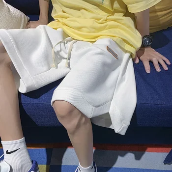 Висококачествени Гофрети къси Панталони Мъжки Летни с Прерязано ins Спортни Капри Свободни Модни Корейски прави Панталони