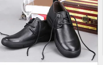 Лятото 2 нова мъжки обувки корейската версия на тренда 9 мъжки ежедневни обувки, дишаща N9N005B178